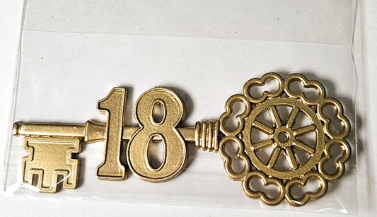 Cartwheel Key 18th Antique Gold Embellishment