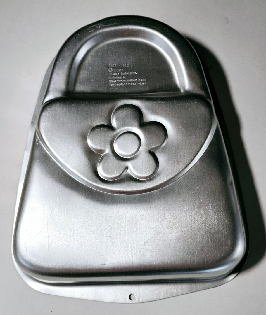 Handbag Ex Rental Character Cake Tin